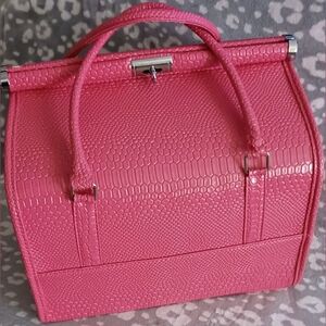 Pink Alligator Textured Cosmetic Travel Bag